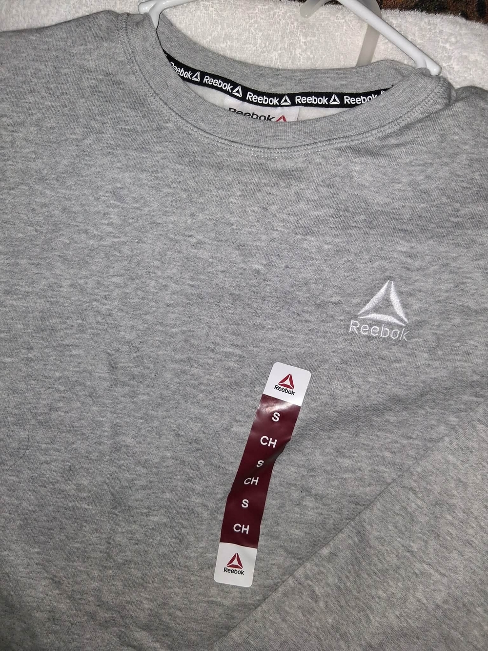 Reebok Light Gray Men's Crewneck Sweatshirt with White Logo